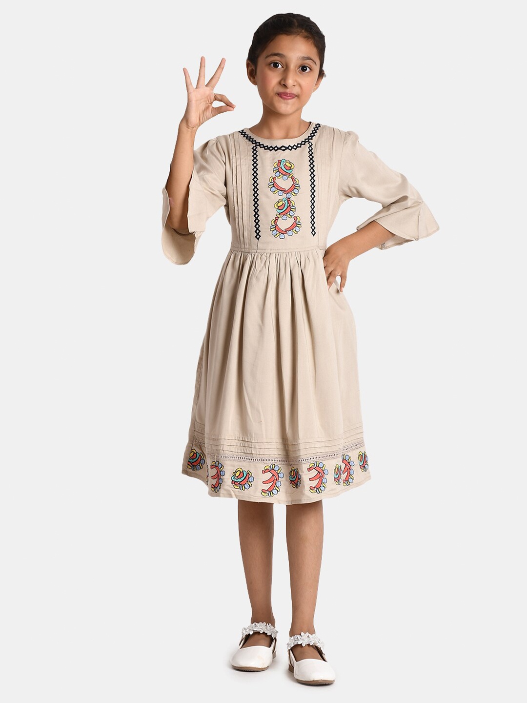 

Bella Moda Off White Fit & Flair Casual Wear Embriodery pleated Girls Dress