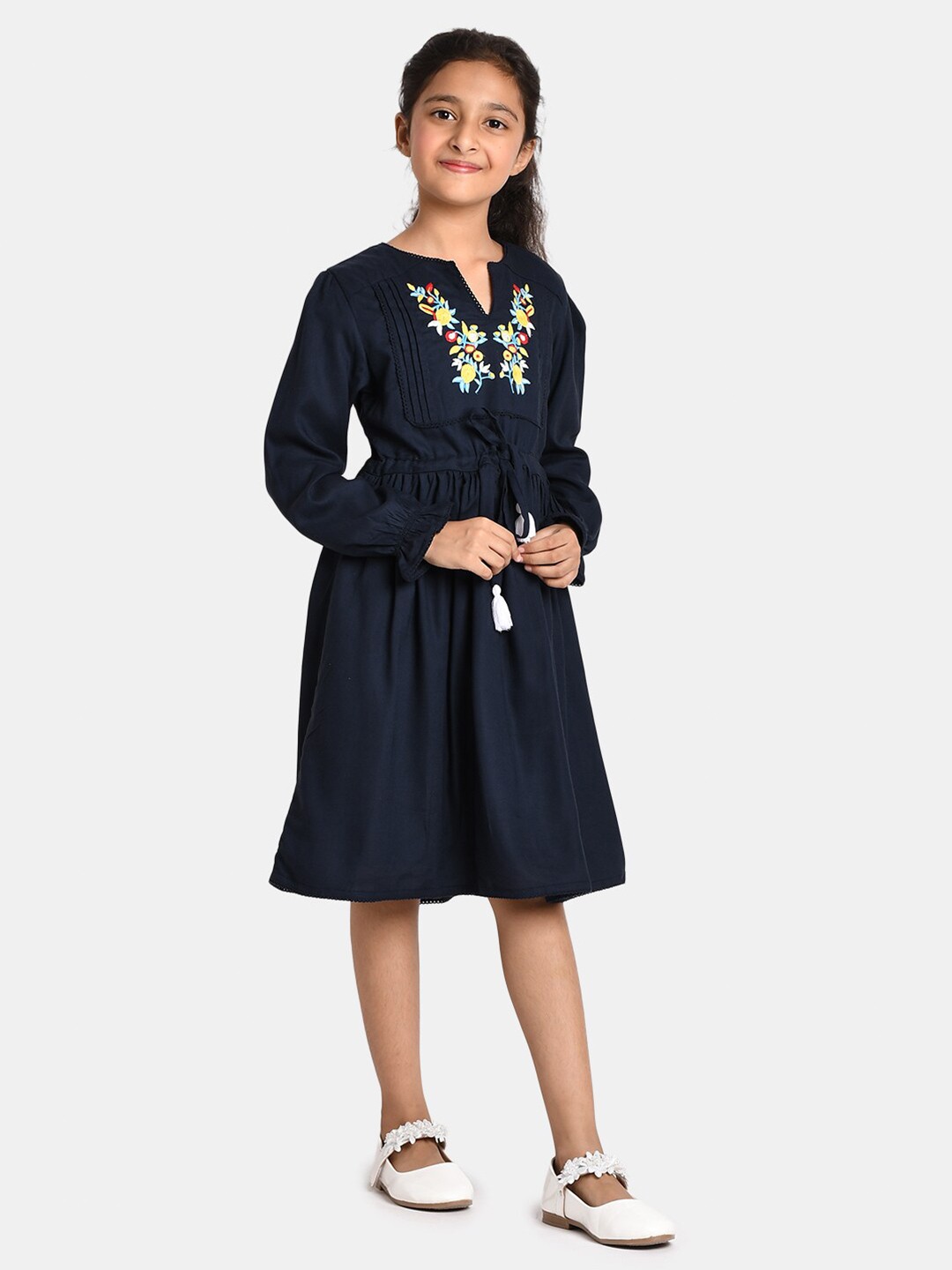 

Bella Moda Navy Blue Floral Fit & Flared Dress