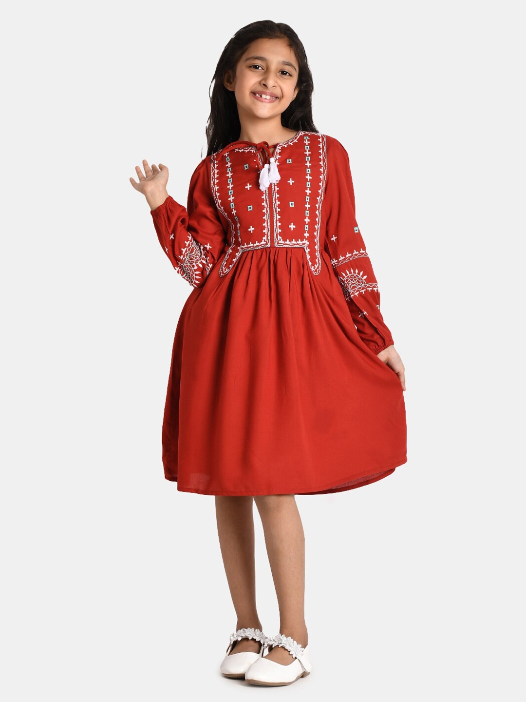 

Bella Moda Red Ethnic Motifs Embroidered Tie-Up Neck Dress
