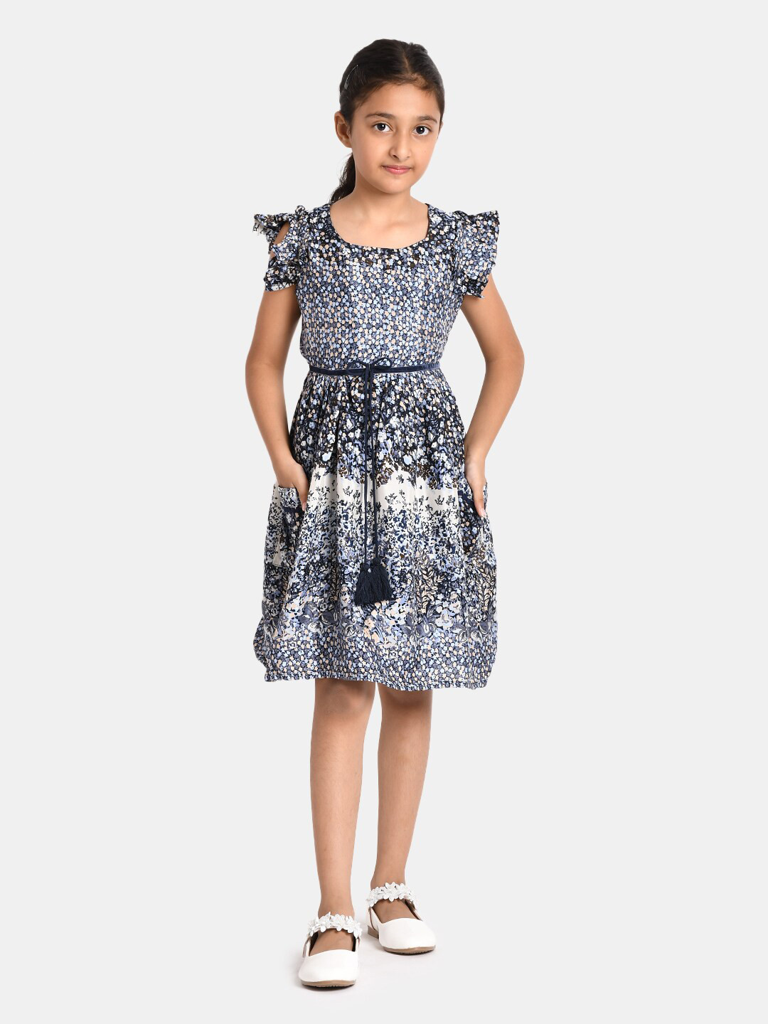 

Bella Moda Girls Black & Blue Floral Cotton Fit & Flare Dress