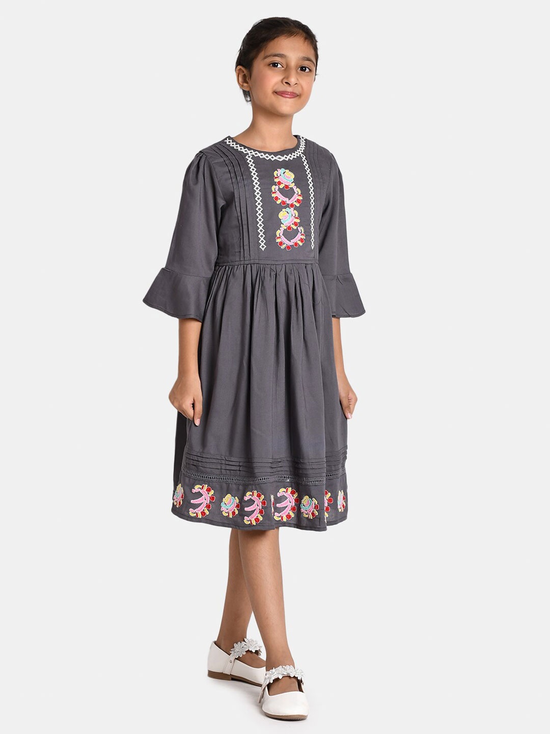 

Bella Moda Grey Floral Embroidered Fit & Flared Dress