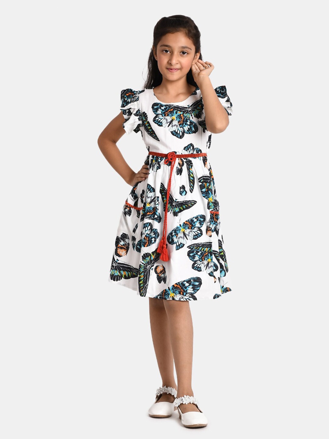 

Bella Moda White & Navy Blue Floral Fit and Flare Dress