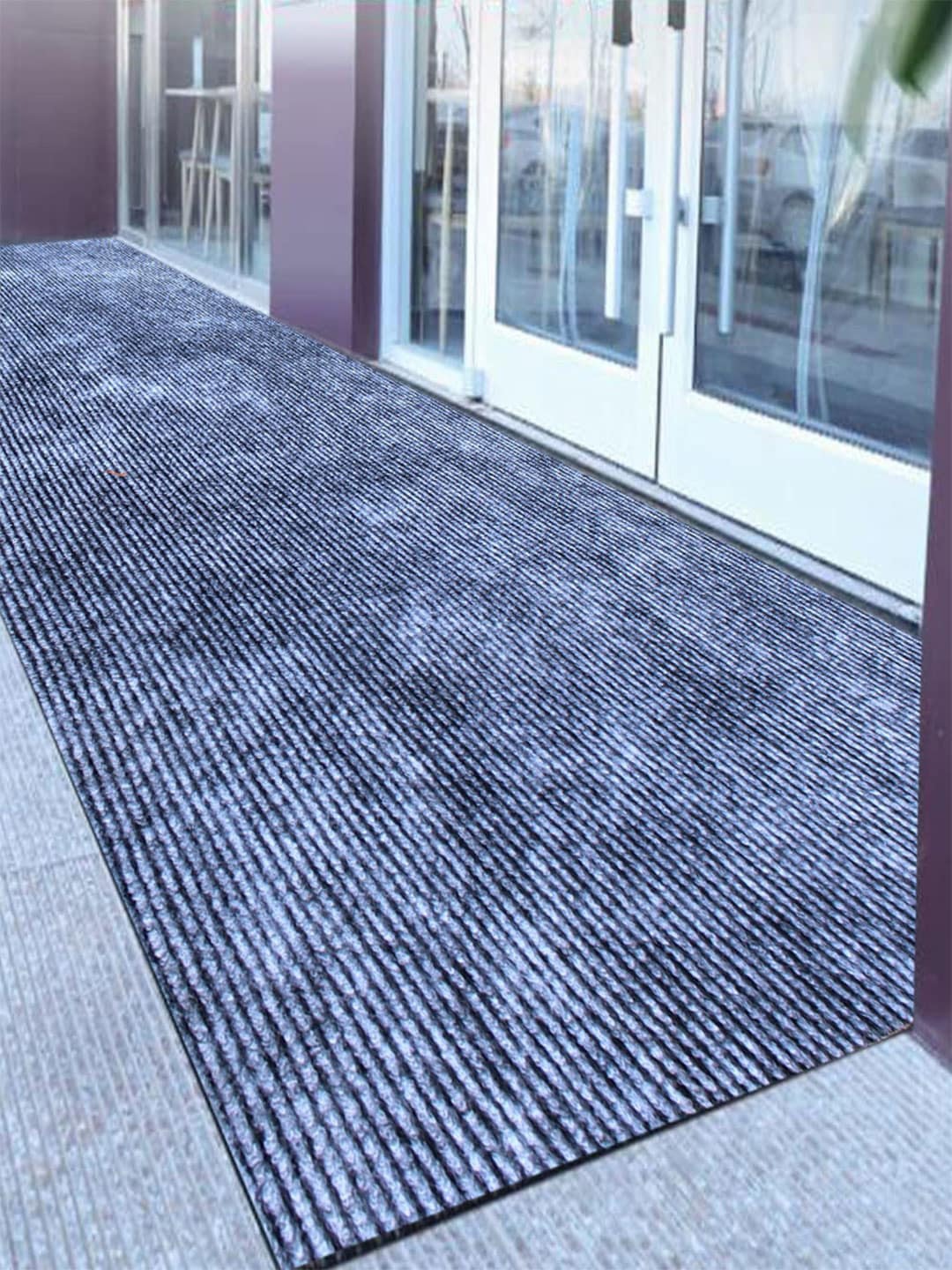 

LUXEHOME INTERNATIONAL Grey Striped Arizona Floor Runner