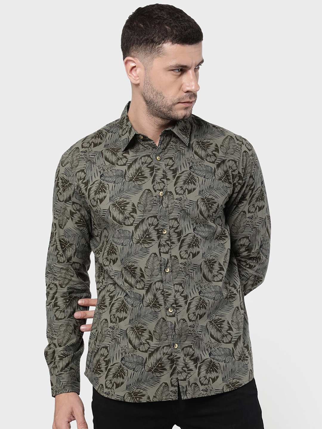 

R&B Men Olive Green Classic Printed Casual Shirt