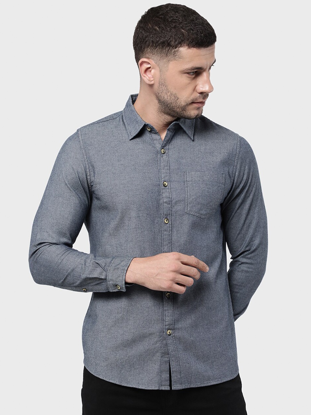 

R&B Men Blue Classic Casual Shirt