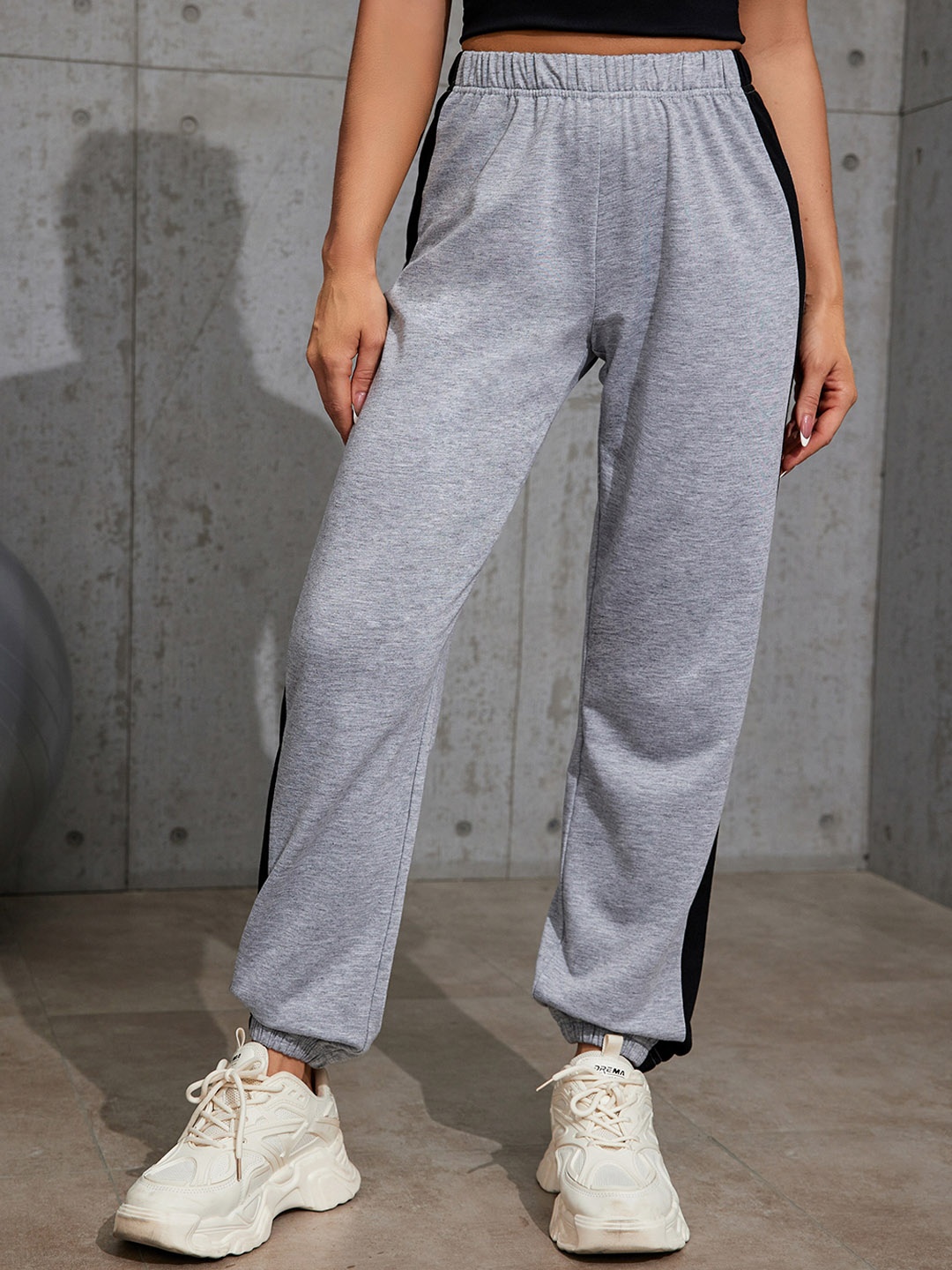 

URBANIC Women Grey Solid Track Pants