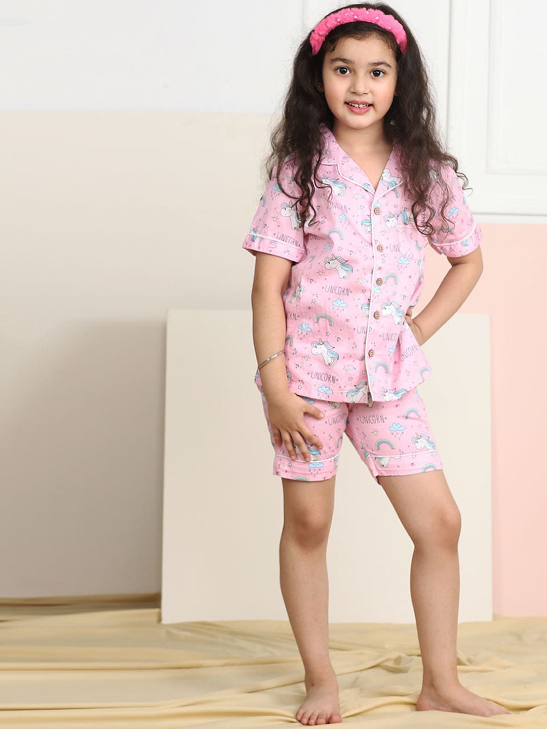 

Biglilpeople Girls Pink & White Printed Pure Cotton Night suit