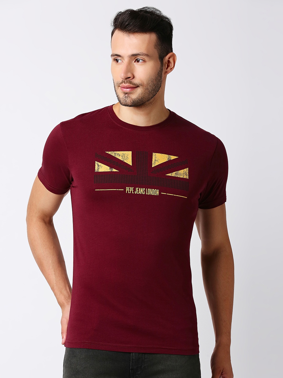 

Pepe Jeans Men Burgundy Brand Logo Printed Pure Cotton Slim Fit T-shirt