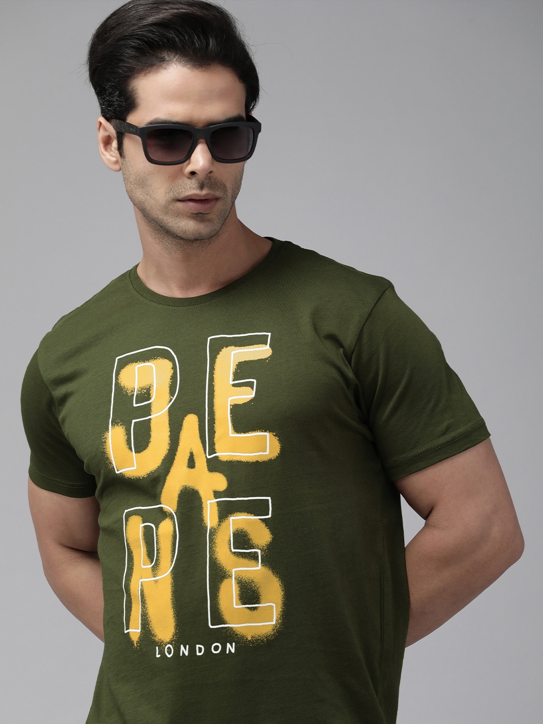 

Pepe Jeans Men Olive Green Typography Printed Applique Slim Fit Pure Cotton Casual T-shirt