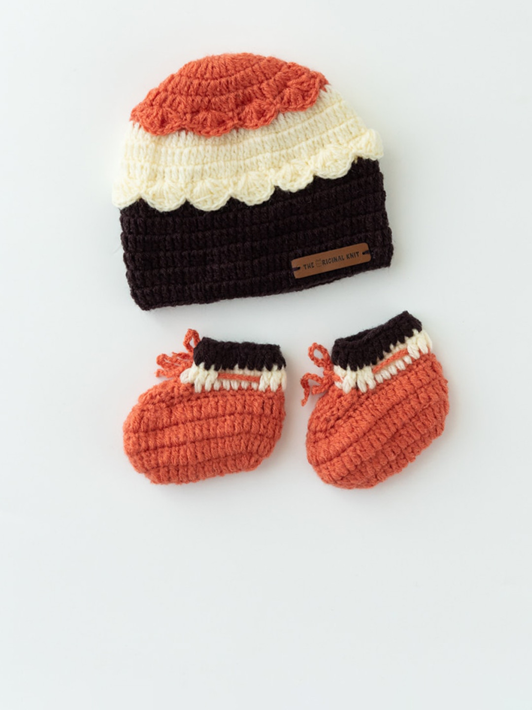 

The Original Knit Unisex Kids Orange & Black Colourblocked Beanie & Booties