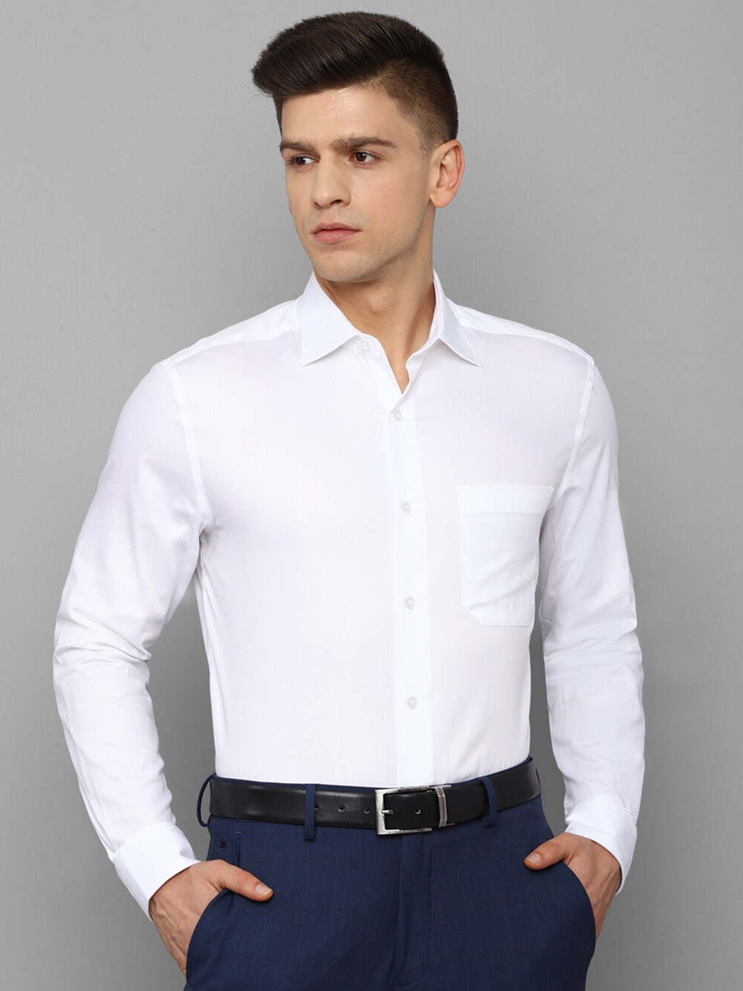 

Louis Philippe Gods & Kings Men White Solid Regular Fit Giza Cotton Formal Shirt