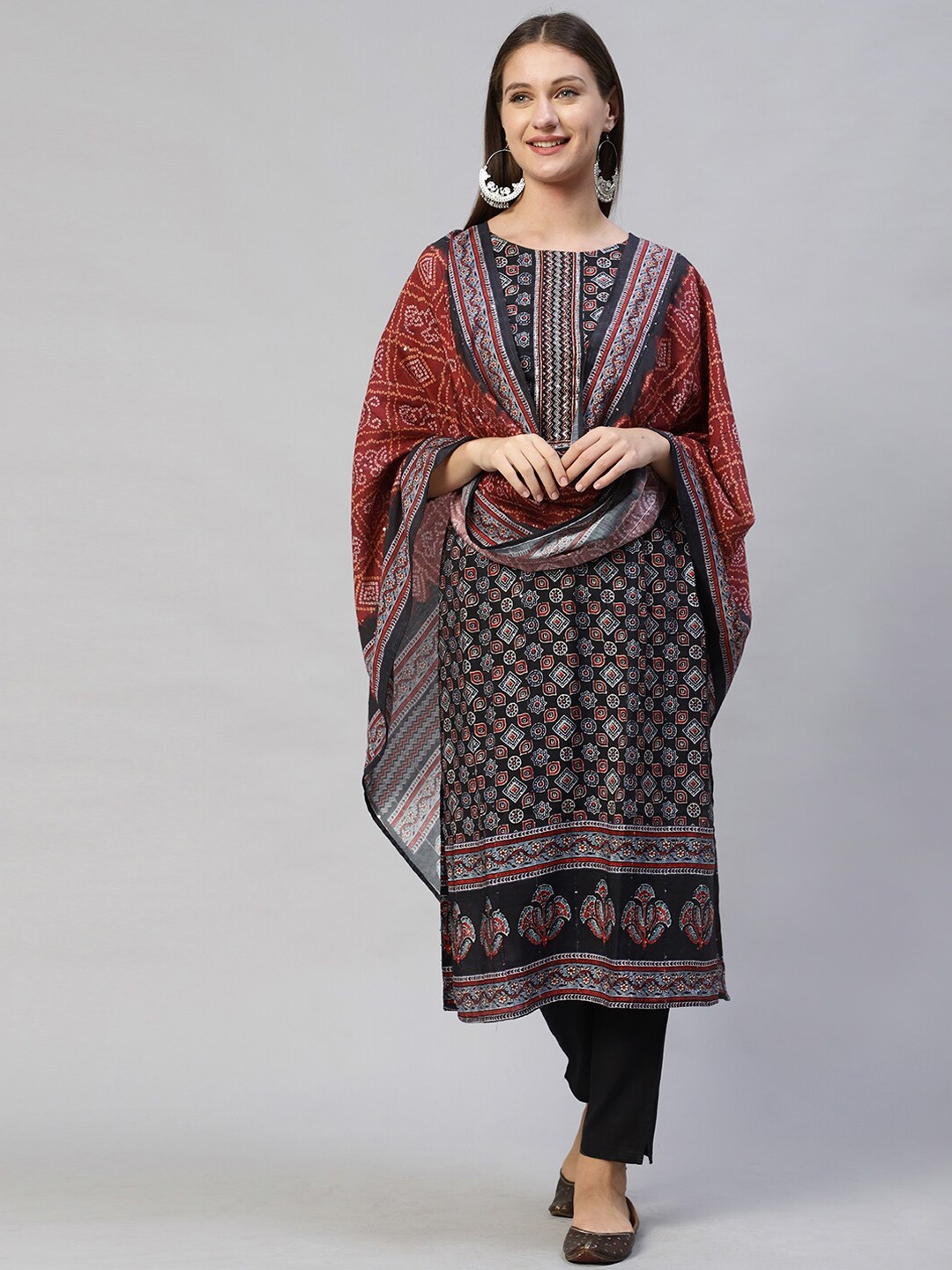 

FASHOR Women Black Printed Kurti with Trousers & With Dupatta
