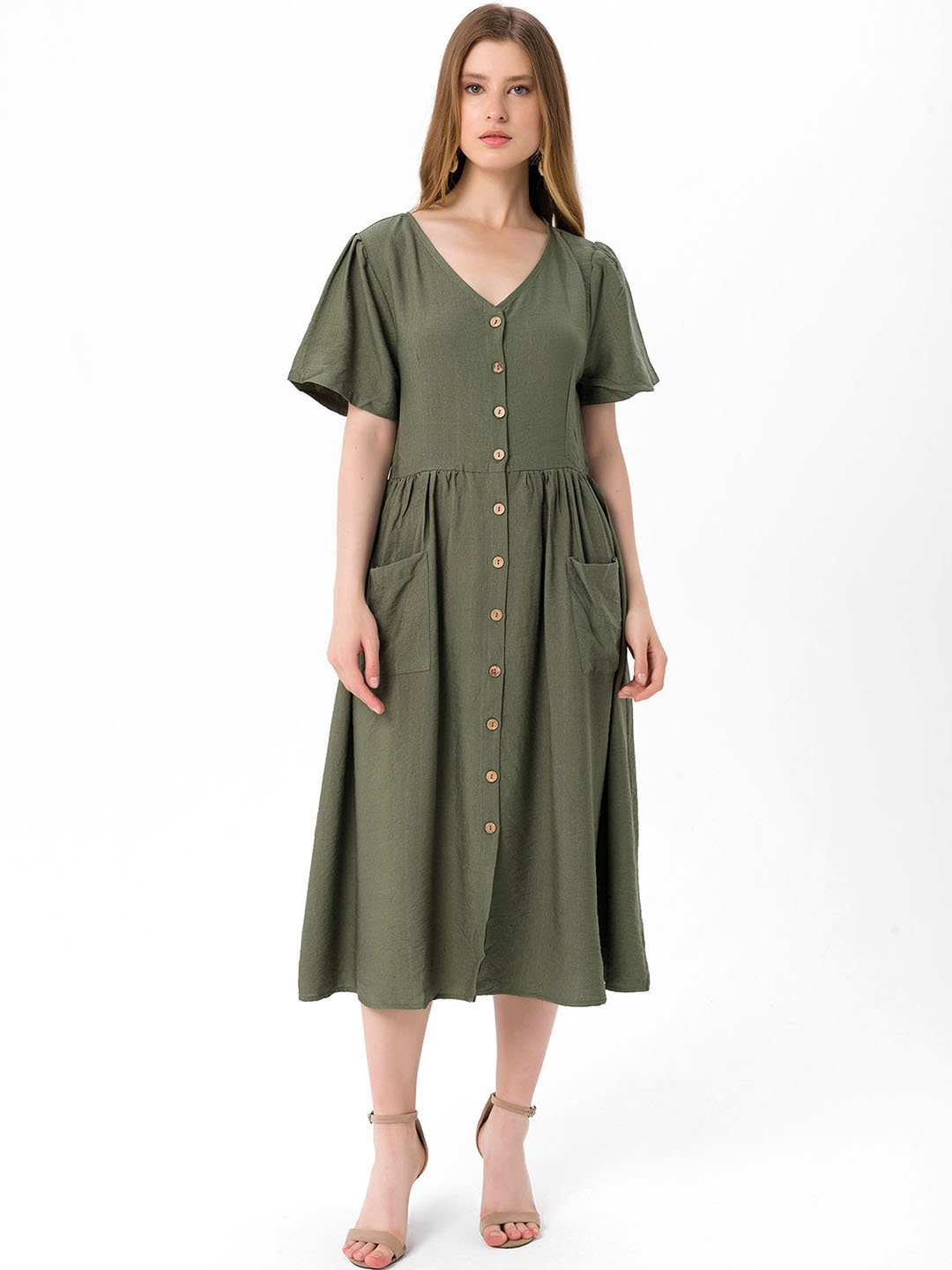 

bebe PLUS Olive Green Solid A-Line Midi Dress