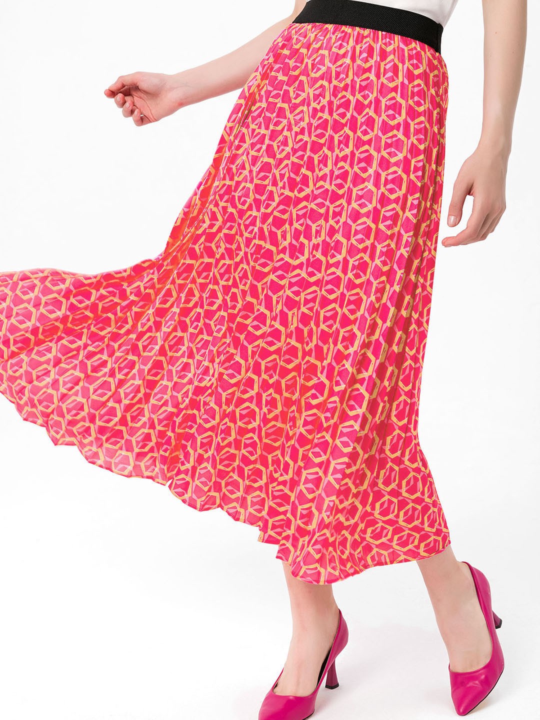 

bebe PLUS Pink & Orange Geometric Print Casual A-Line Skirt