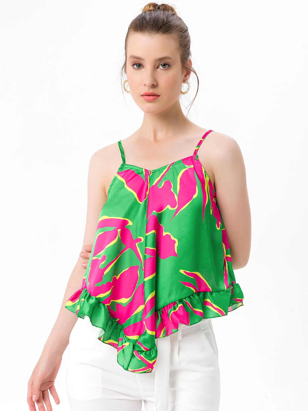 

bebe PLUS Green & Pink Floral Print Asymmetric Top