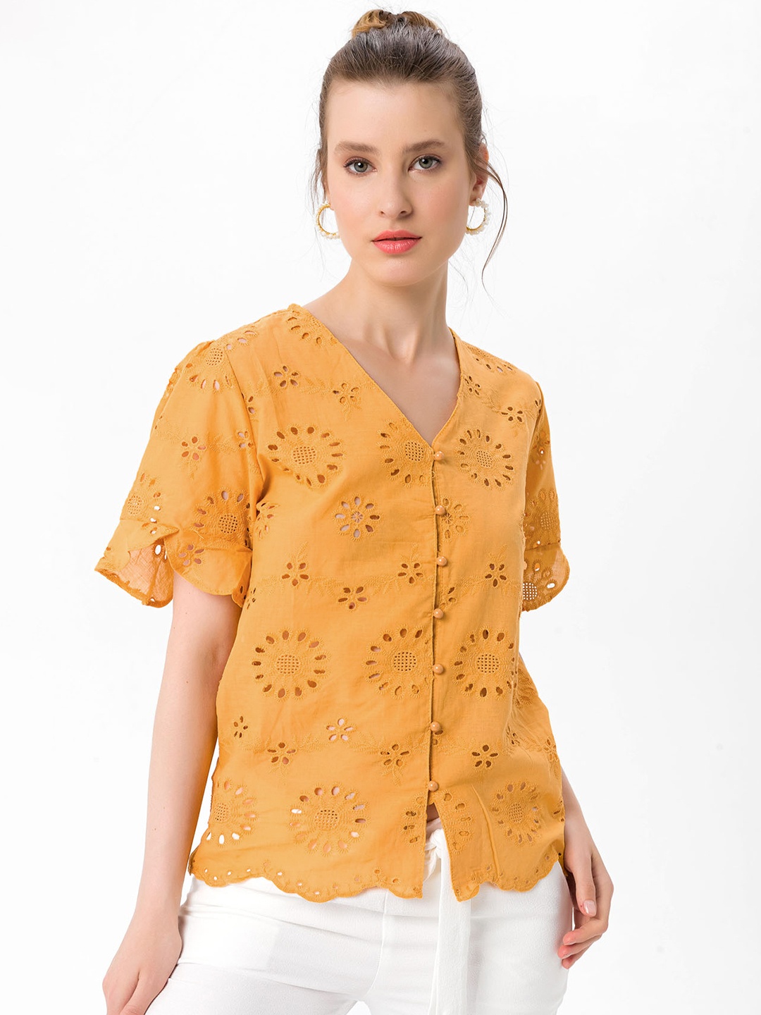 

bebe PLUS Mustard Yellow Solid Schifilli Detail Top