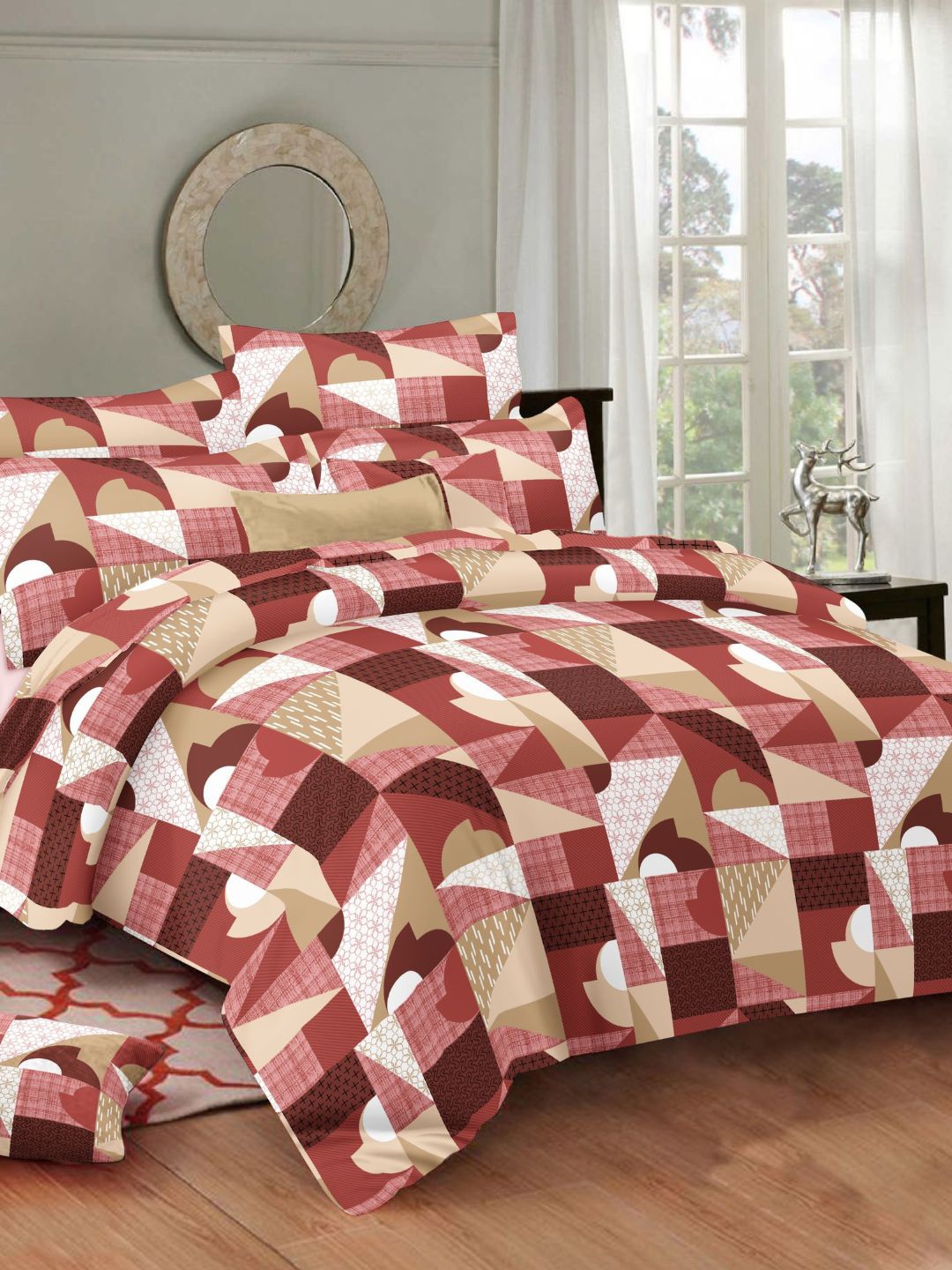 

Sleeping Owls- because your sleep matters Unisex Burgundy Bedsheets
