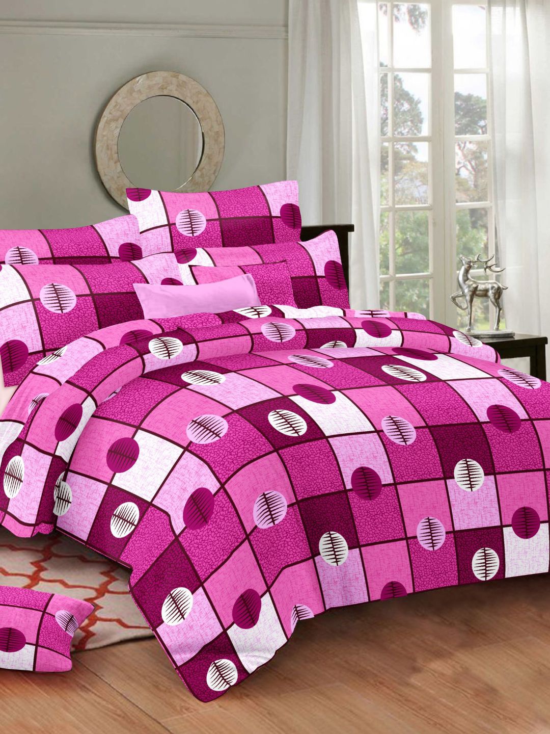 

Sleeping Owls- because your sleep matters Pink 144 TC Queen Bedsheet with 2 Pillow Covers