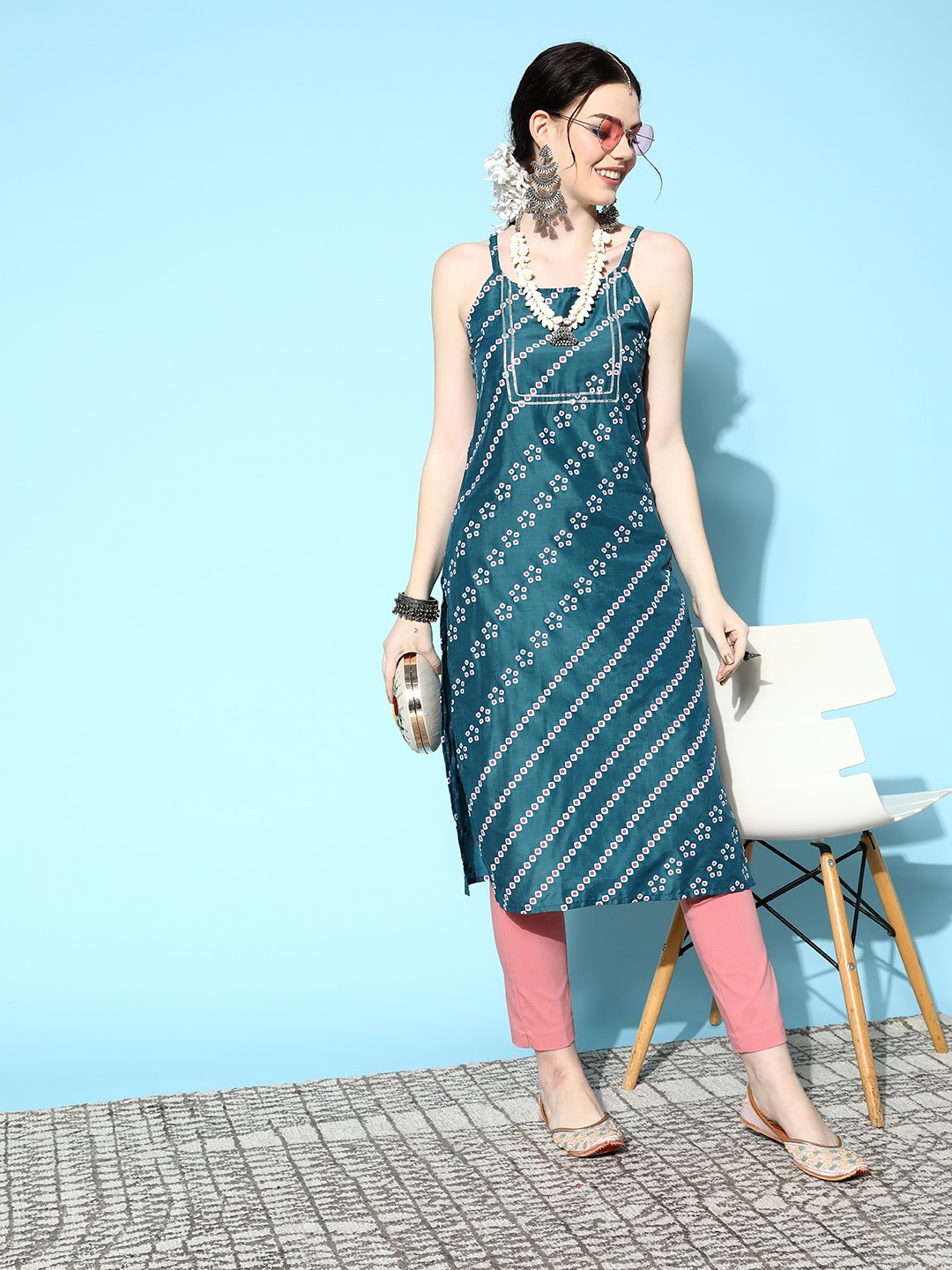 

HERE&NOW Women Teal & White Ethnic Motifs Printed Kurta
