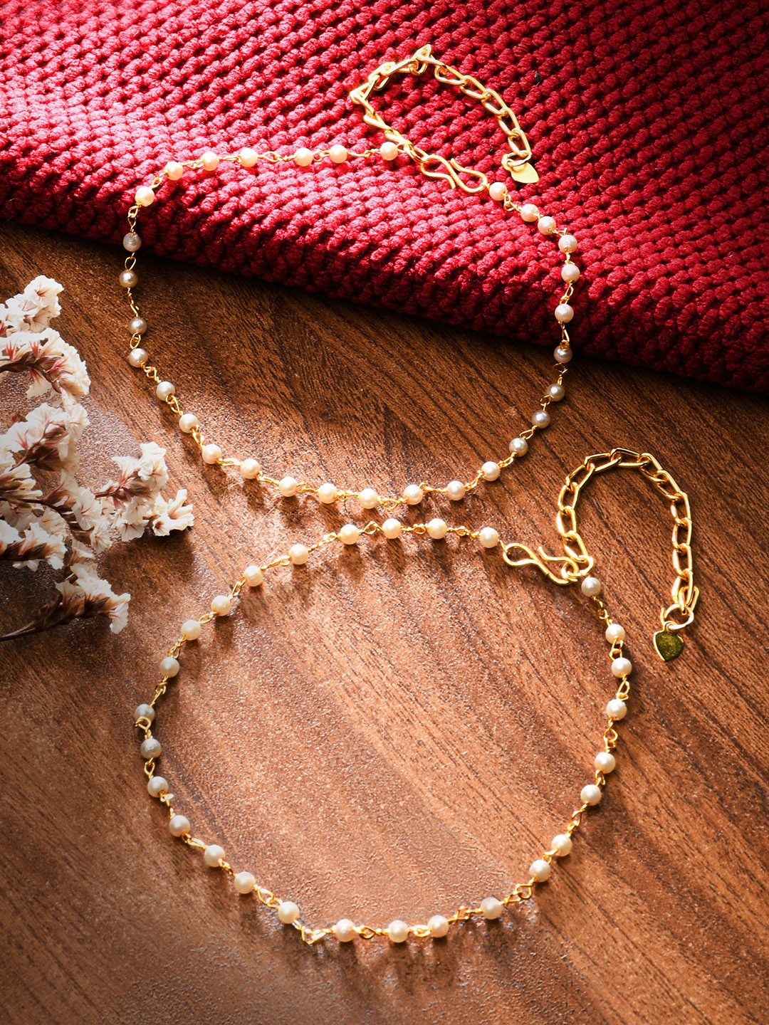 

Fida Gold-Plated White Pearl Studded Anklet