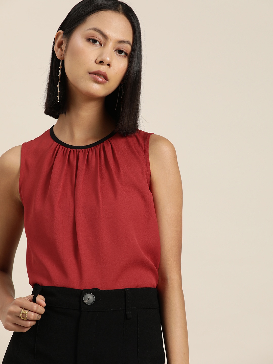 

her by invictus Solid Gathered Round Neck Sleeveless Top, Red
