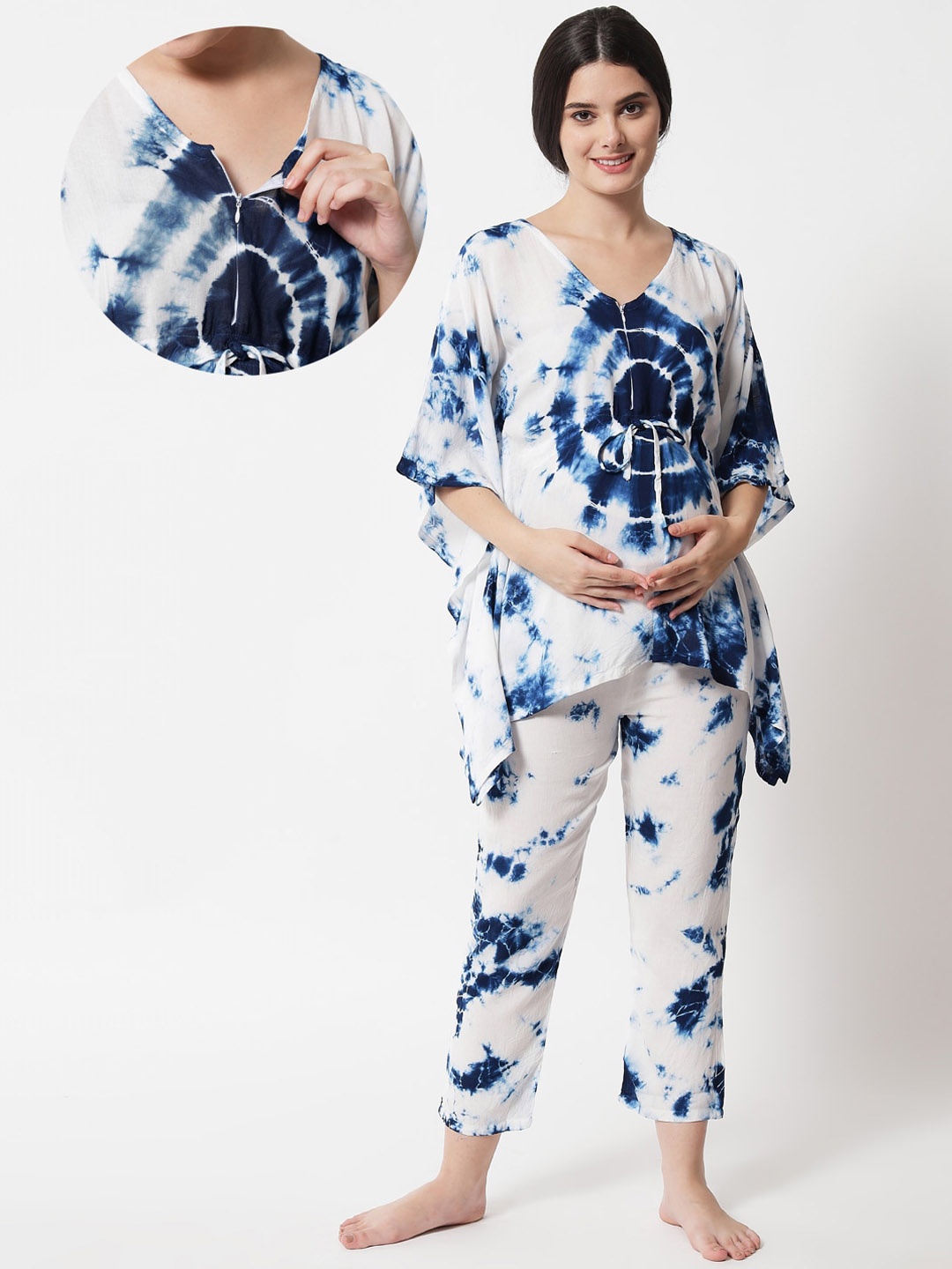 

Aujjessa Women Off White & Blue Printed Night suit