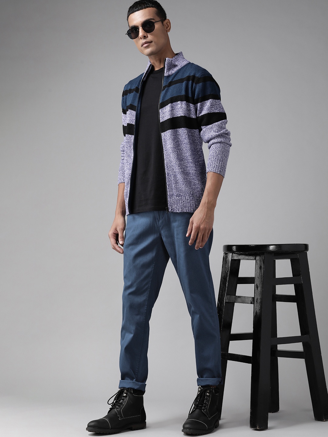 

Roadster Men Teal Blue Solid Pure Cotton Slim Tapered Fit Trousers