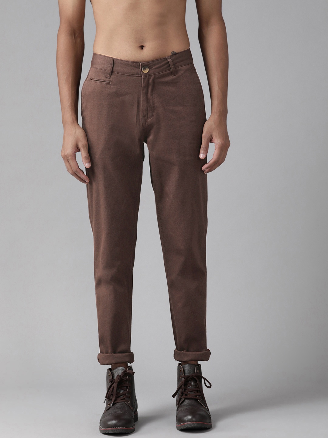 

Roadster Men Brown Solid Pure Cotton Slim Tapered Fit Trousers