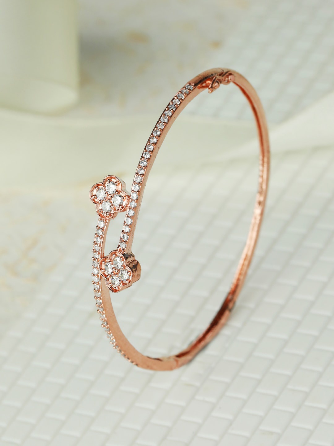 

Priyaasi Women Rose Gold & White Blooming Flower American Diamond Bracelet