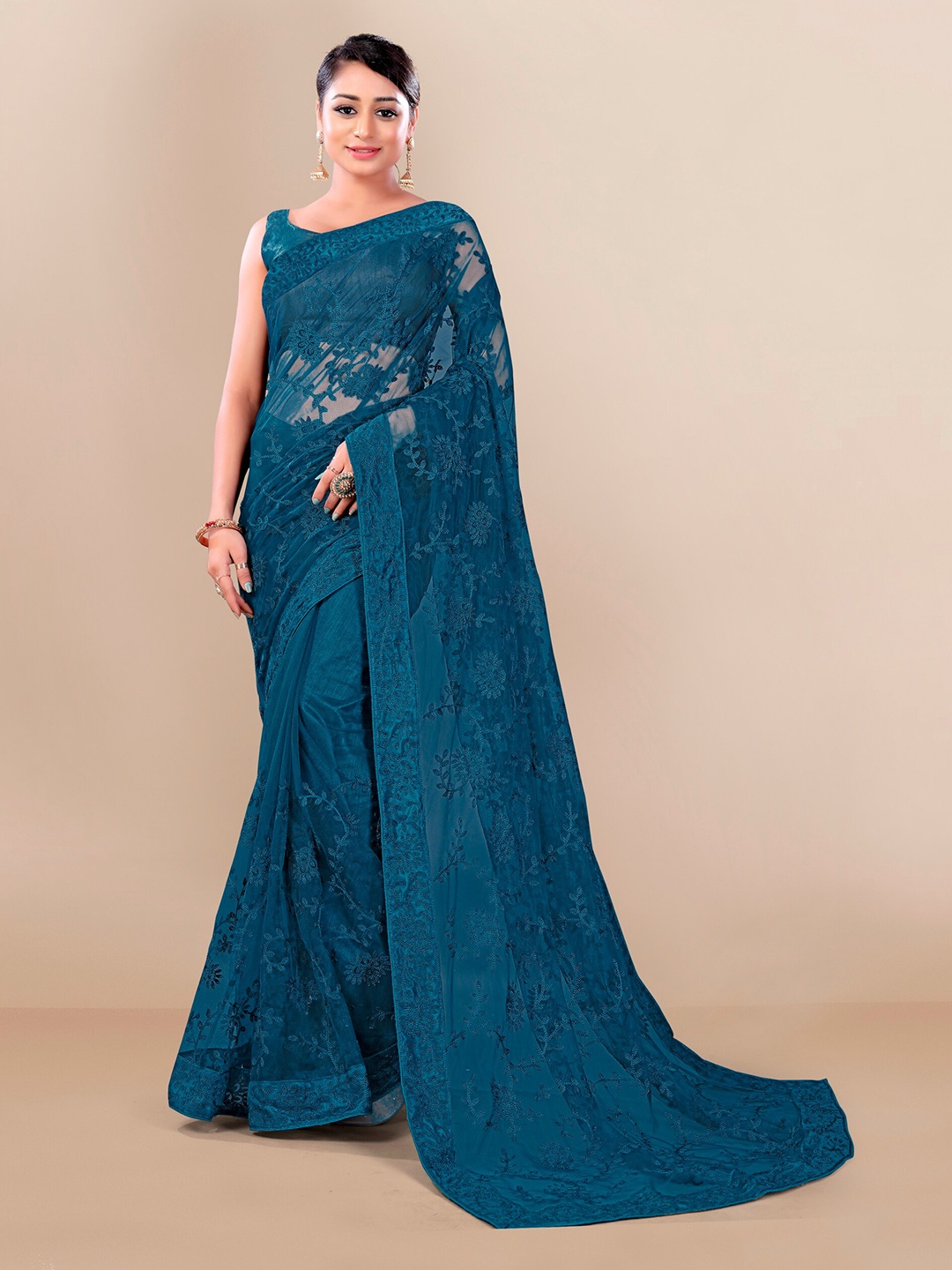 

VAIRAGEE Turquoise Blue Floral Embroidered Net Saree