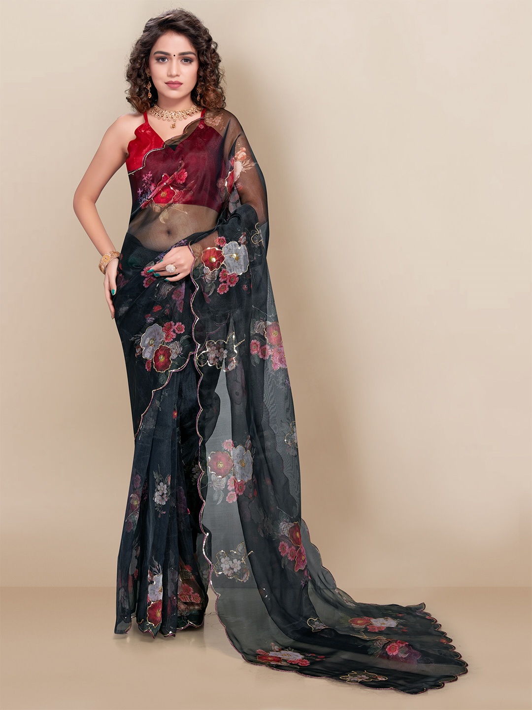 

VAIRAGEE Black & Pink Floral Sequinned Organza Saree