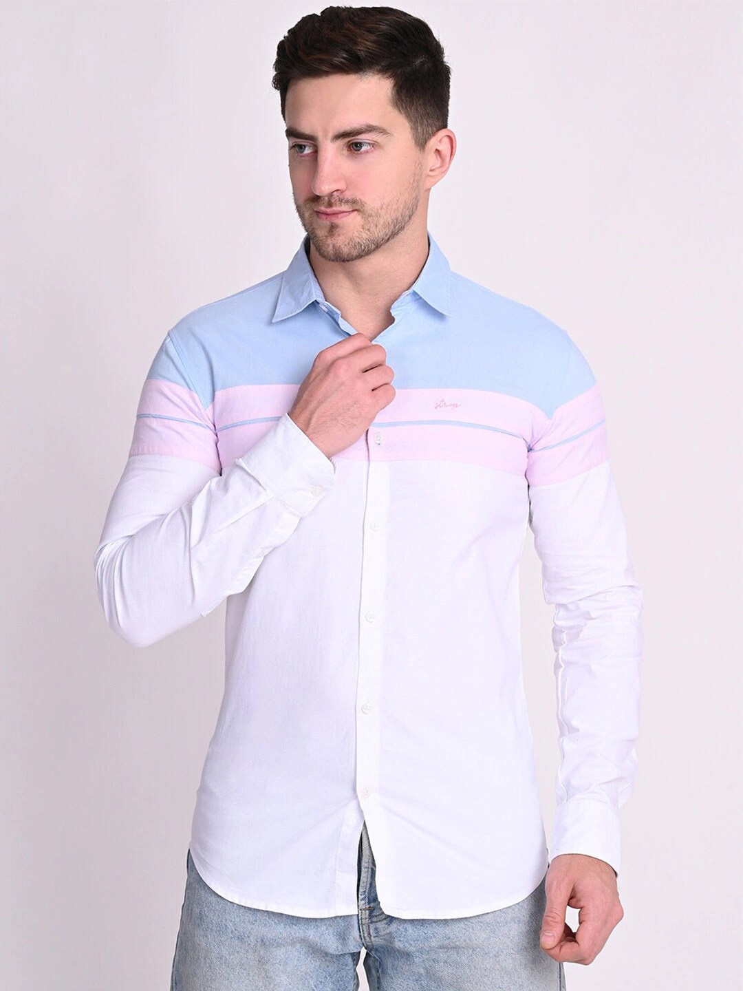 

STROP Men White Colourblocked Casual Shirt