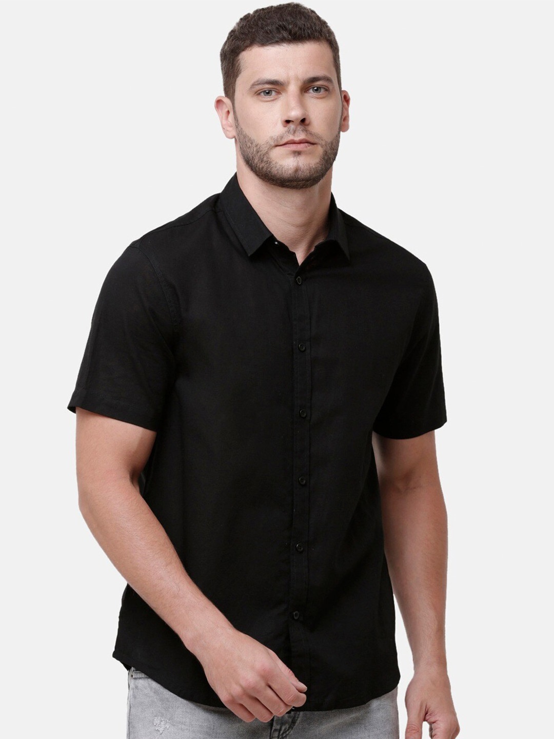 

STROP Men Black Solid Casual Shirt