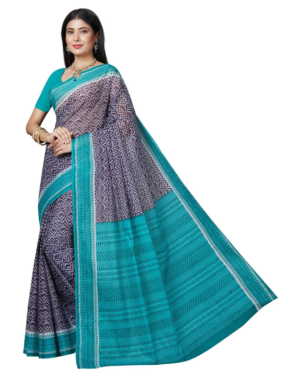 

SHANVIKA Blue & White Pure Cotton Block Print Saree