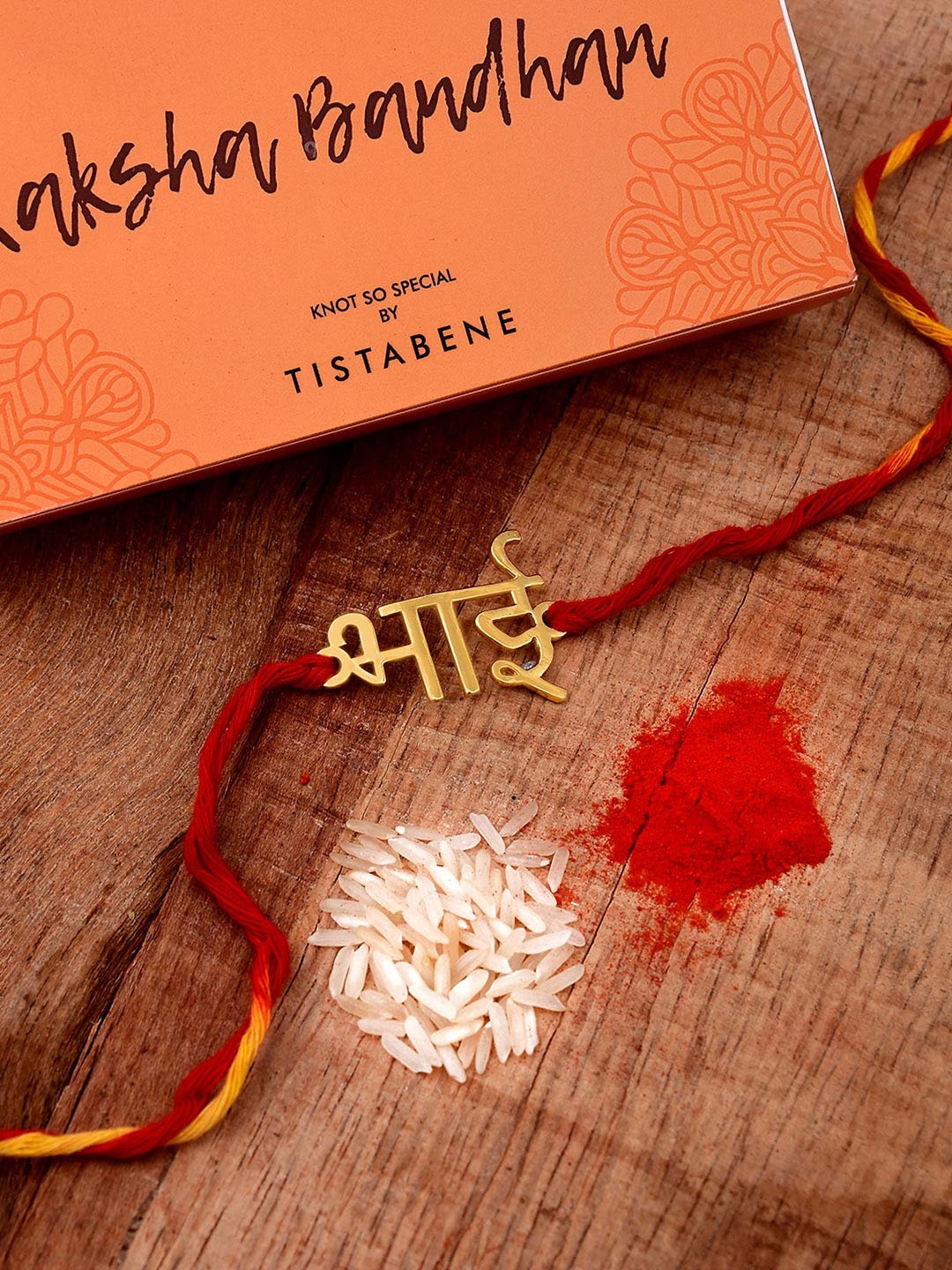 

Tistabene Men Gold-Toned & Red Bhai Hindi Name Design Rakhi