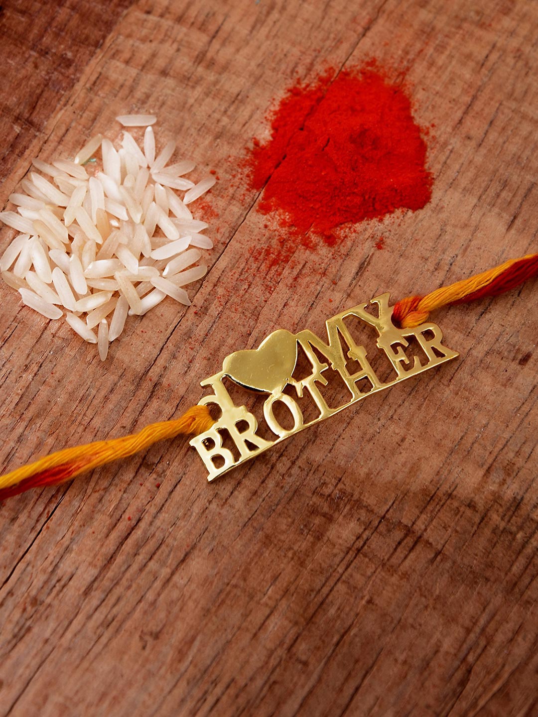 

Tistabene Men Red & Gold-Toned I Love My Brother Design Name Beaded Rakhi