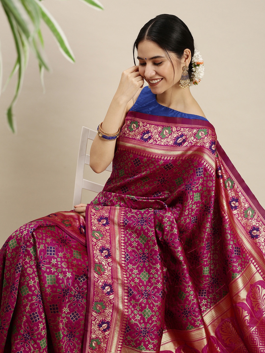 

Lookslady Red & Blue Ethnic Motifs Zari Art Silk Banarasi Saree