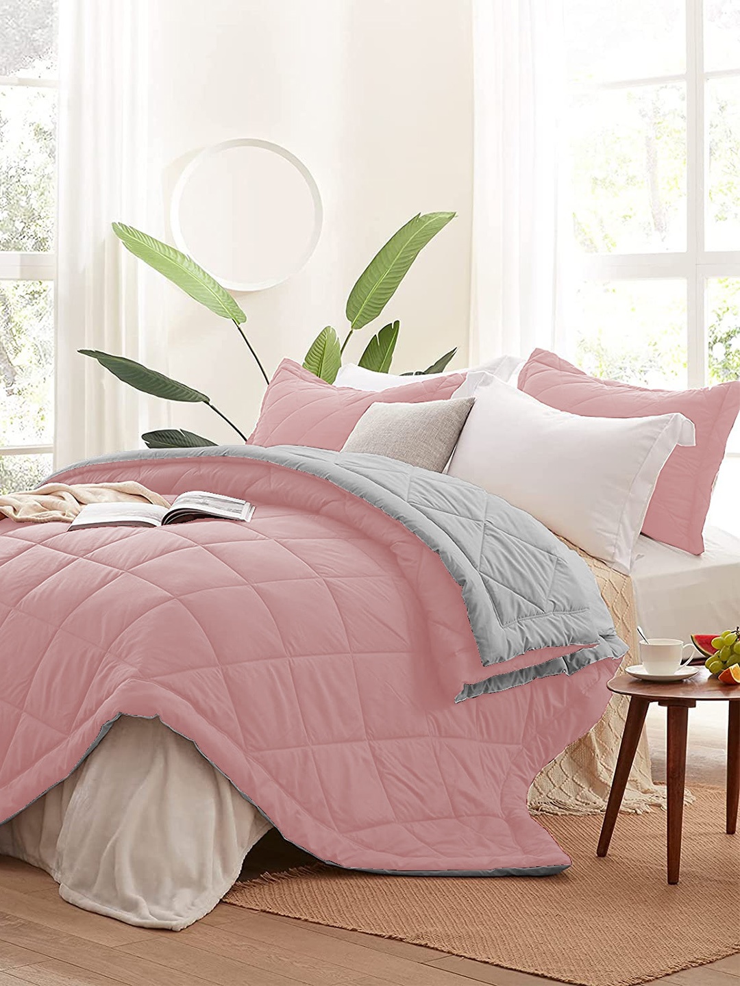

Sasimo Unisex Pink Blankets Quilts and Dohars
