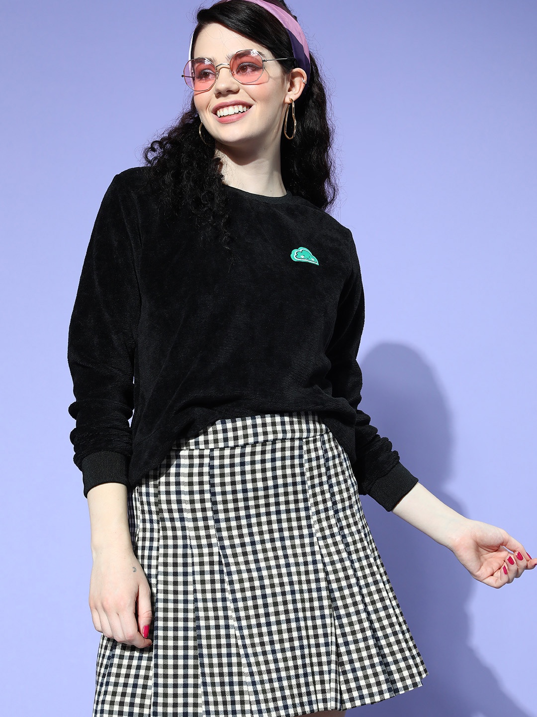 

DressBerry Women Black Solid Fuzzy Yarn Sweatshirt
