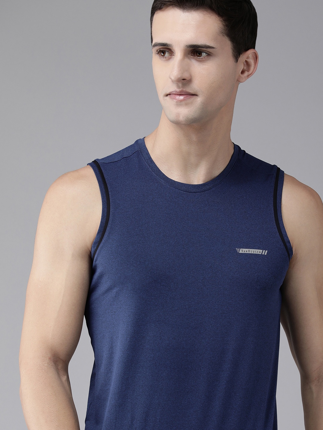 

Van Heusen Performance Solid Swift Dry Odour Shield Vest, Navy blue