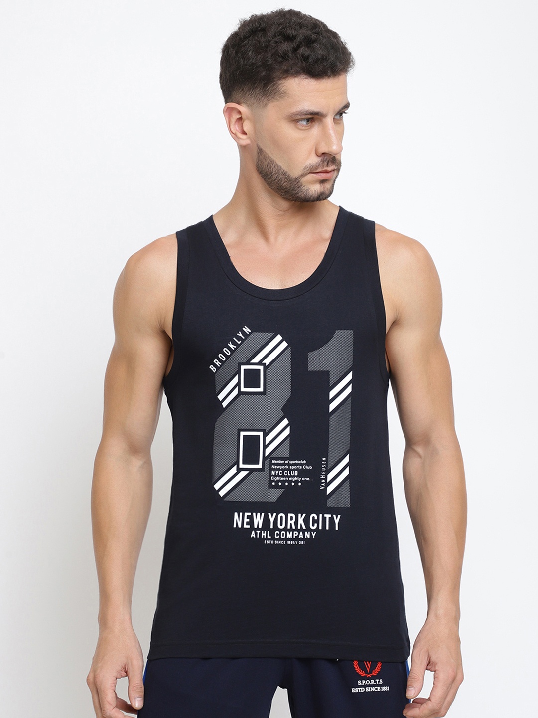 

Van Heusen NY Graphic Print Super Soft All Day Comfort Vest, Black