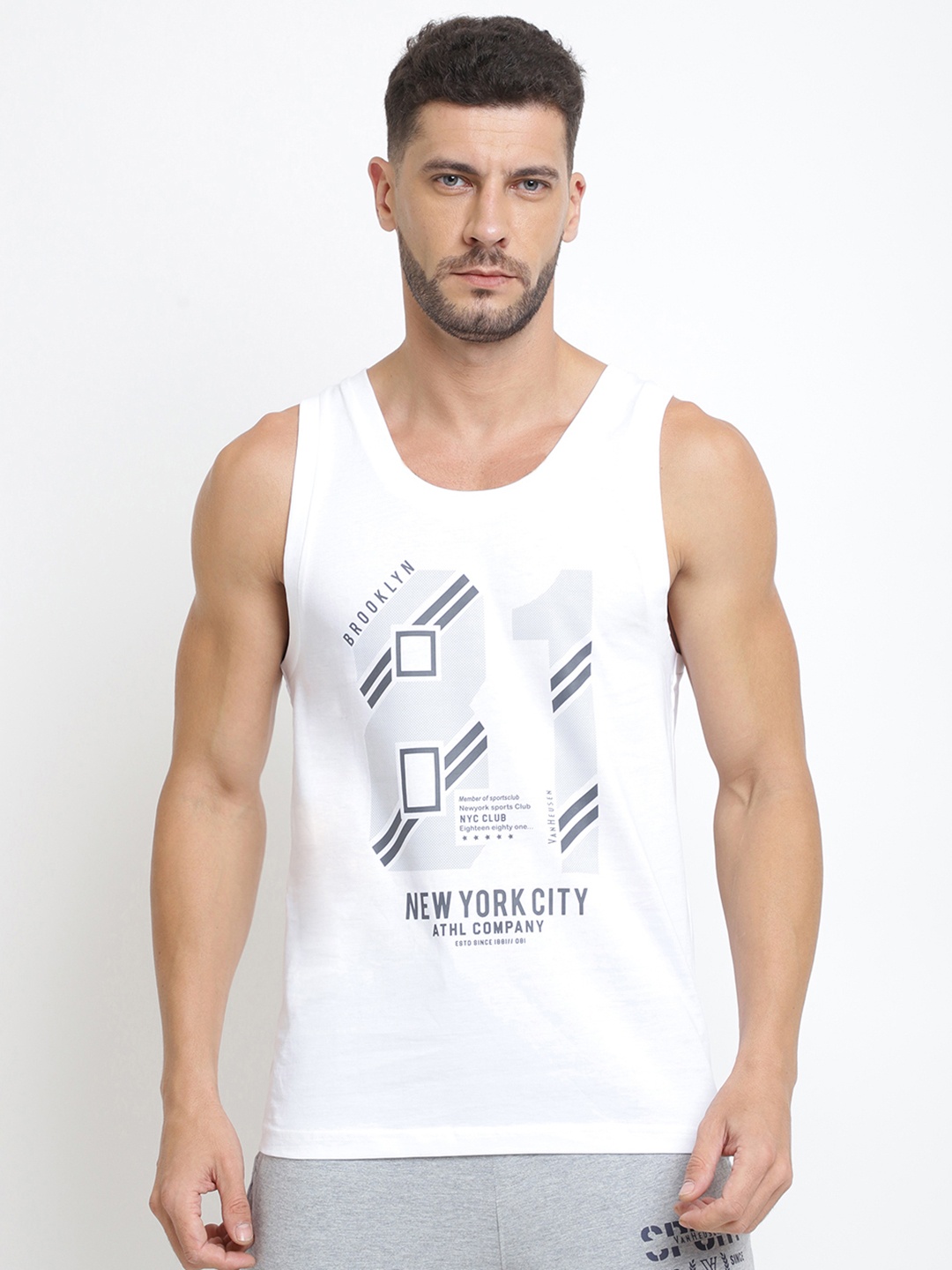 

Van Heusen NY 81 Graphic Print Super Soft All Day Comfort Vest, White