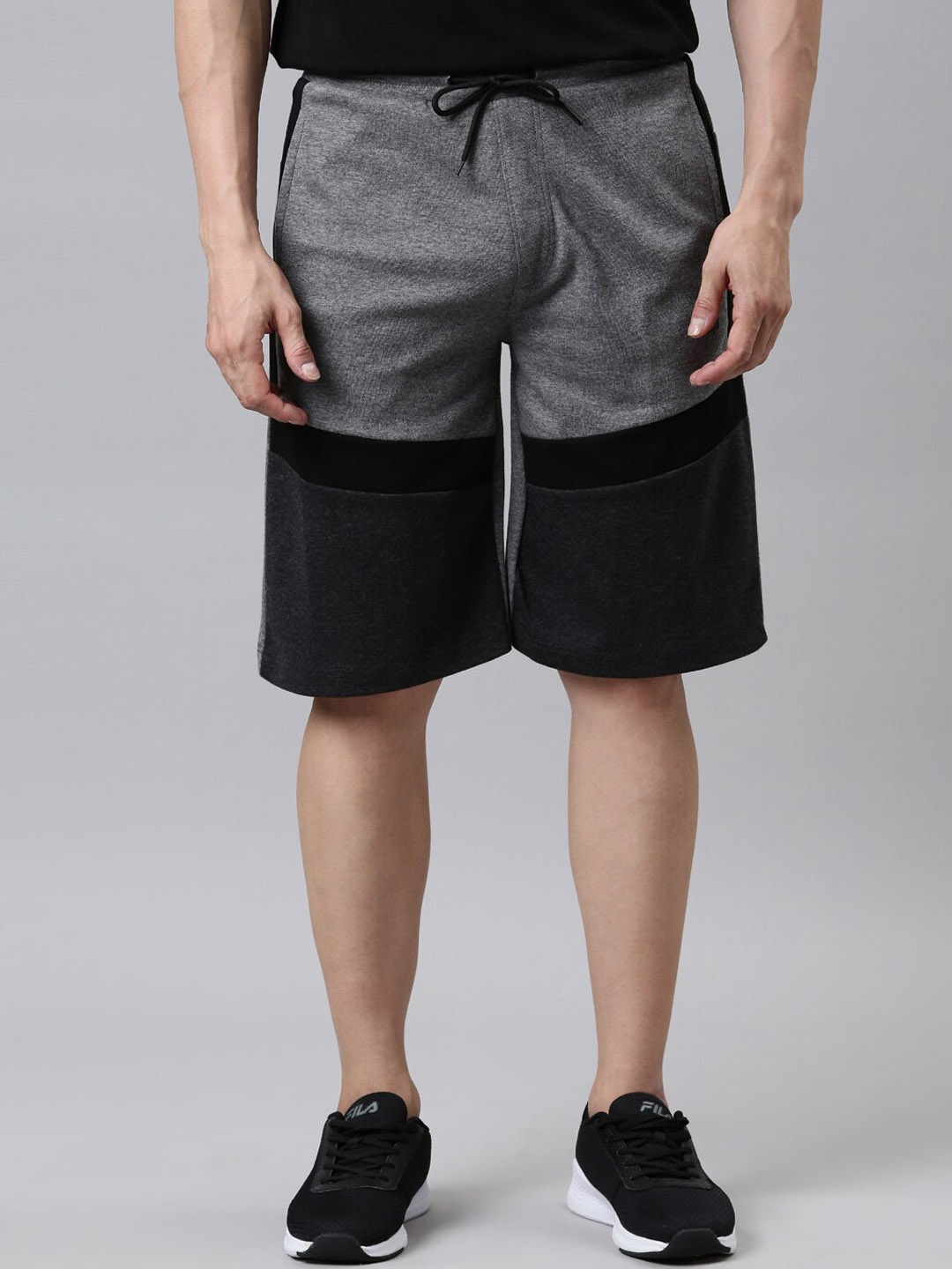 

Proline Active Men Grey & Black Color Blocked Training or Gym Sports Short