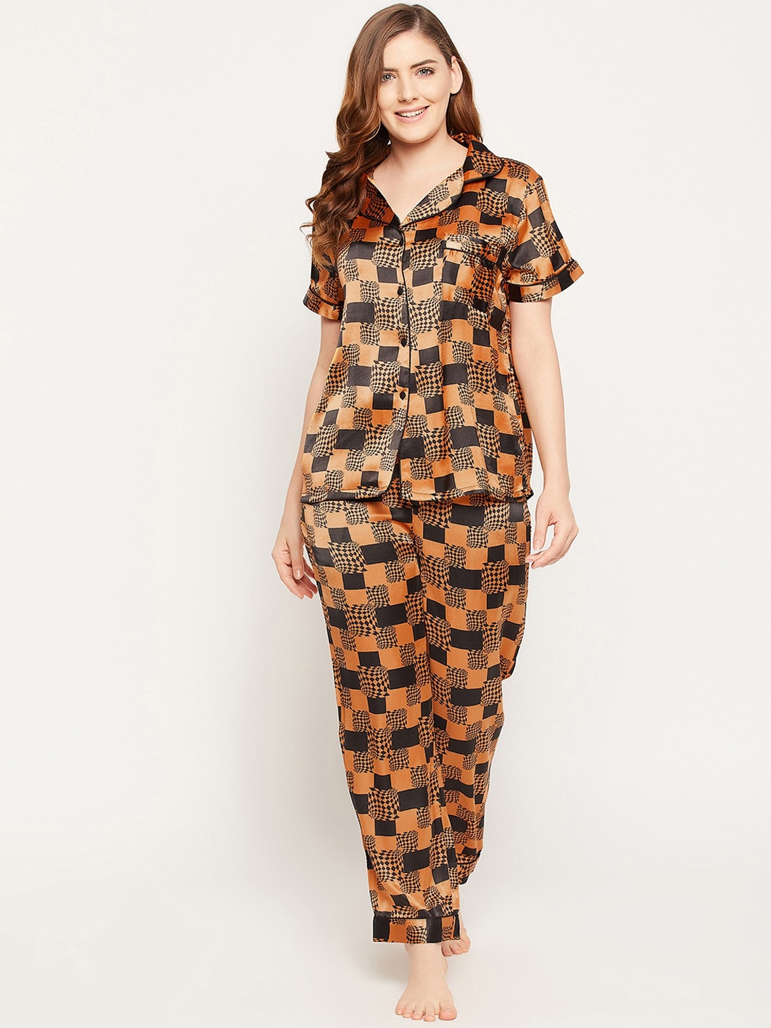 

Clovia Women Brown & Black Checked Night suit