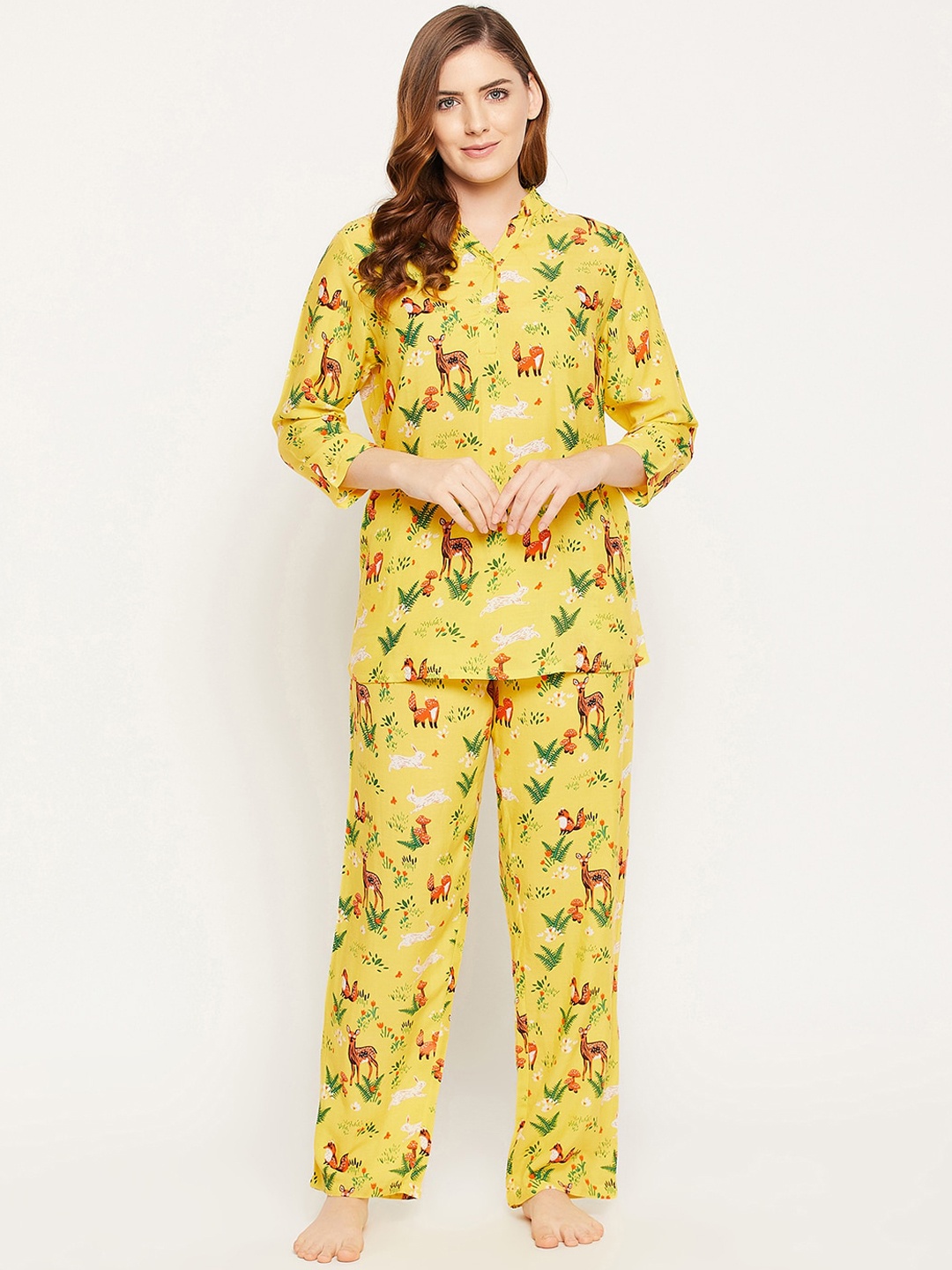 

Clovia Women Yellow & Green Printed Night suit