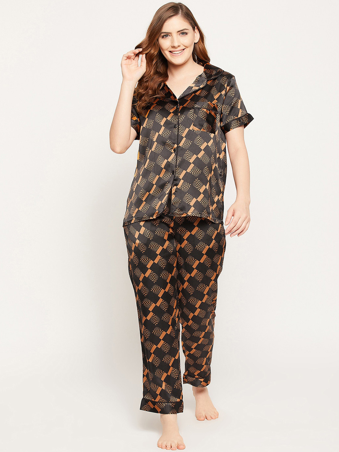 

Clovia Women Black & Orange Checked Night suit
