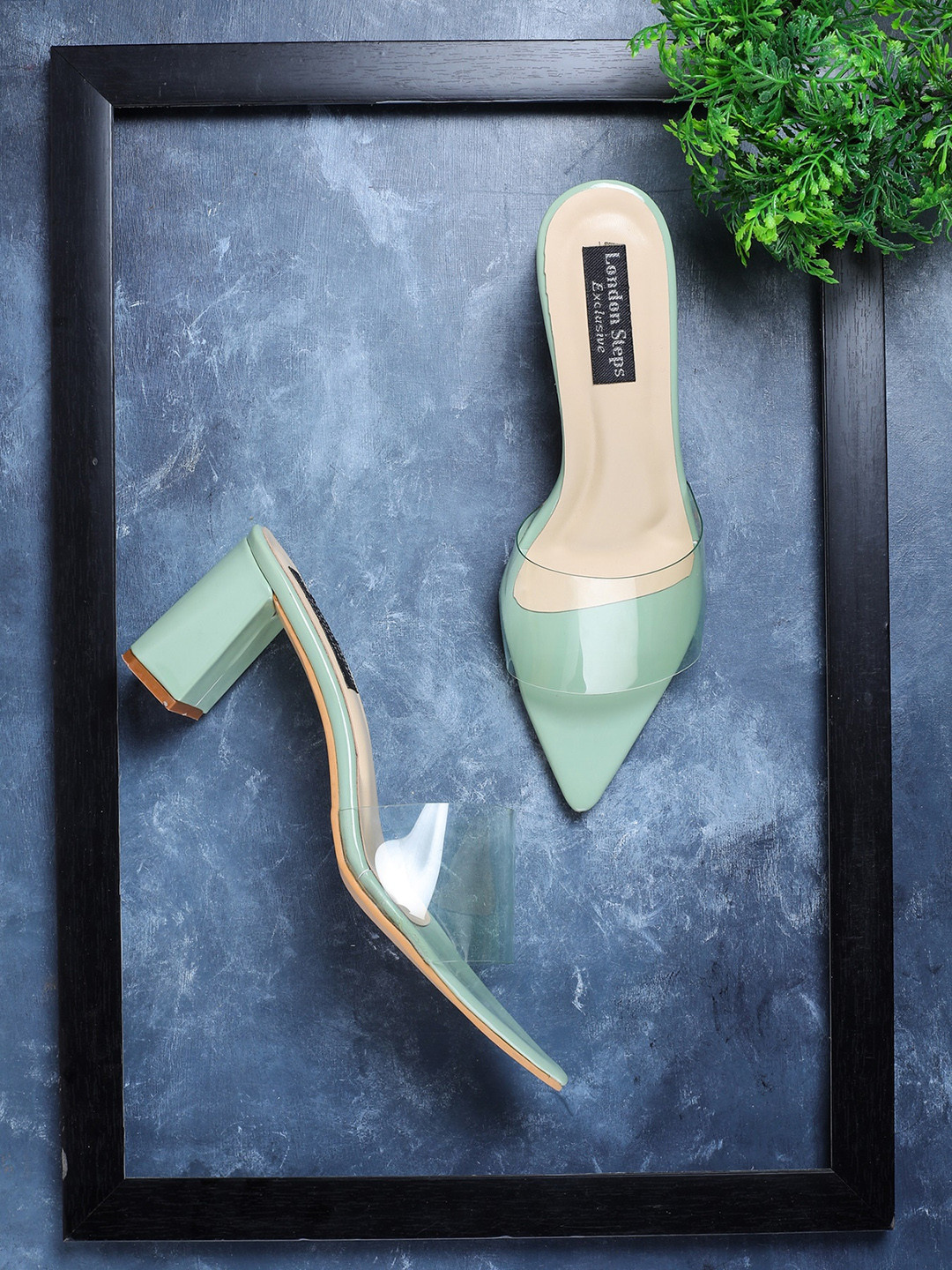 

LONDON STEPS Green & Beige Colourblocked Block Pumps
