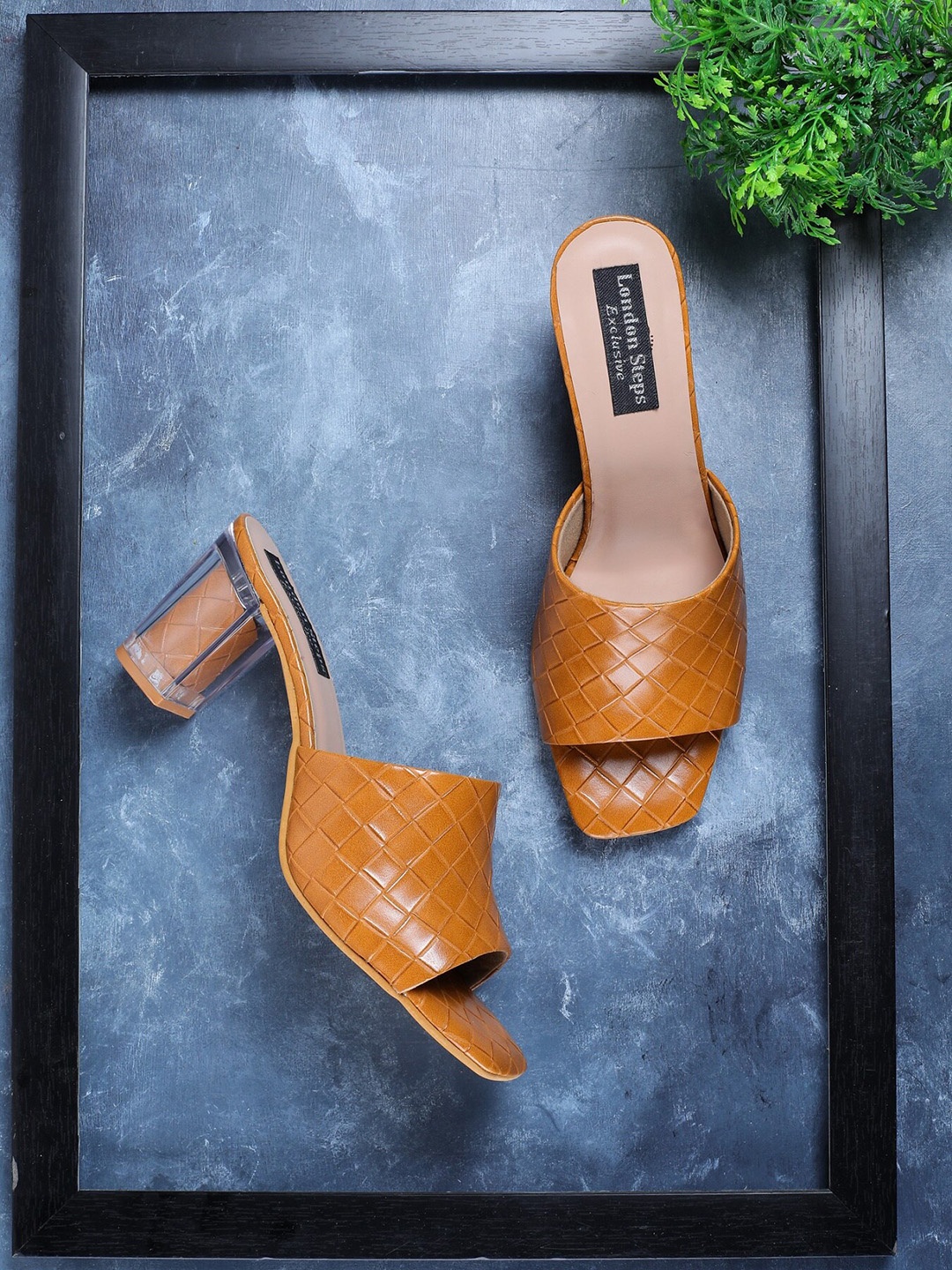 

LONDON STEPS Tan Textured Block Heels