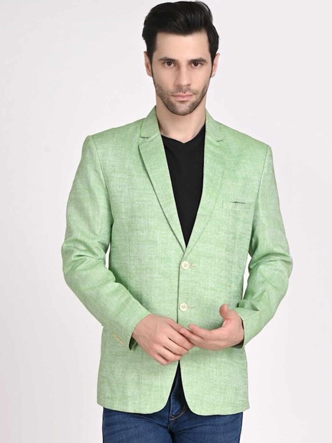 

TAHVO Men Green Solid Blazer