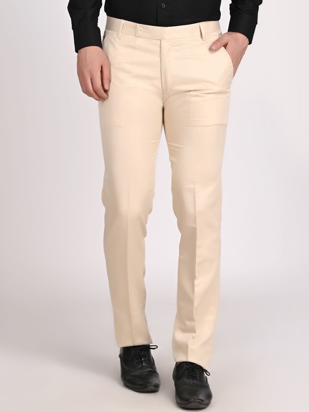 

TAHVO Men Beige Comfort Cotton Formal Trousers